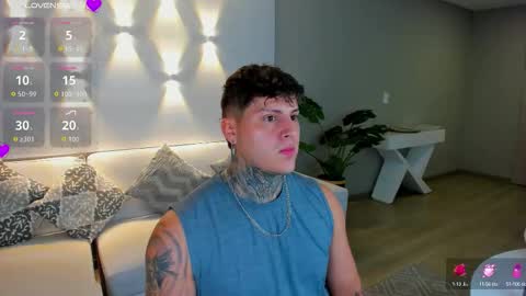 Snapshot of johny_multicum chatting on 09/13/25, 07:41 Johny online show from 09/13/25, 07:41