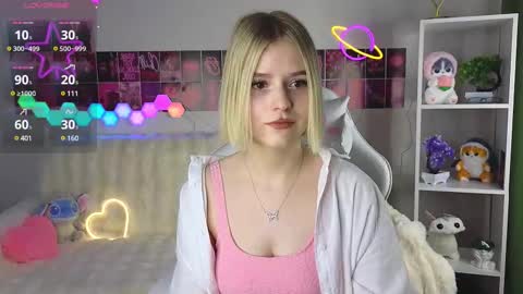 Paula online show from 02/14/25, 10:04