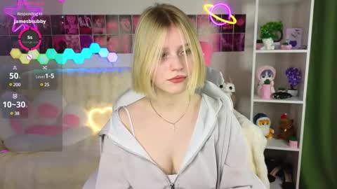 Paula online show from 02/28/25, 09:12