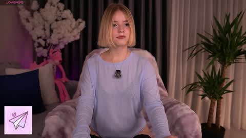 Paula online show from 10/20/25, 12:33