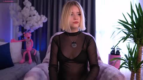 Paula online show from 12/01/25, 08:41