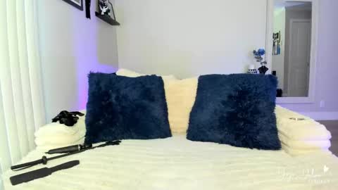    online show from 11/02/25, 11:40