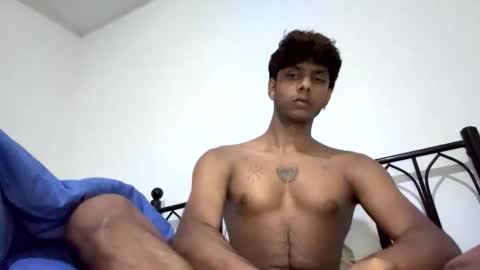 Snapshot of jojokii chatting on 10/14/25, 01:28 jojokii online show from 10/14/25, 01:28