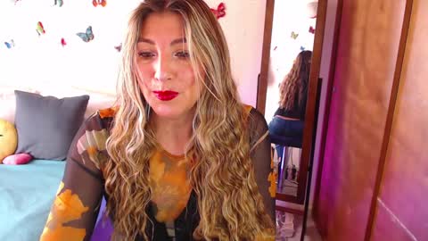 Jolie Mature online show from 01/02/25, 08:35