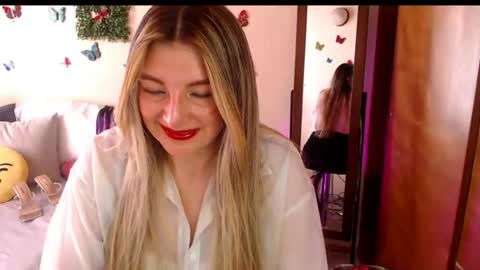 Jolie Mature online show from 06/20/26, 07:38