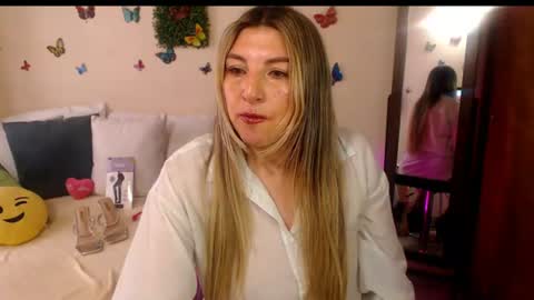 Jolie Mature online show from 06/30/26, 09:05
