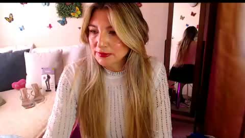 Jolie Mature online show from 07/04/26, 07:42
