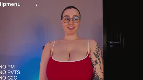 Jolie  My snapchat got deleted. If you were subscribed dm me my former username or scroll down and click on snapchat media online show from 02/07/25, 12:39