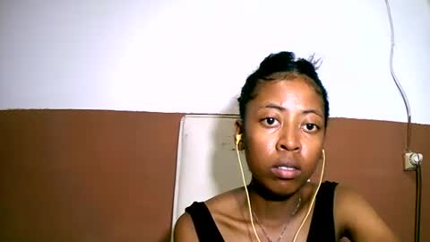 Snapshot of joliekah27 chatting on 02/12/25, 01:09 joliekah27 online show from 02/12/25, 01:09