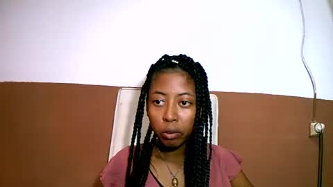 Snapshot of joliekah27 chatting on 02/14/25, 03:54 joliekah27 online show from 02/14/25, 03:54