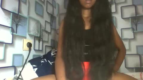 joliekah27 online show from 11/22/25, 12:42