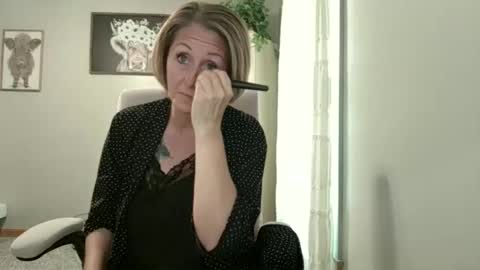 Snapshot of joliexx41 chatting on 10/03/25, 12:35 Jolie online show from 10/03/25, 12:35