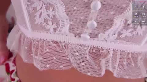 Belle online show from 10/04/25, 01:03