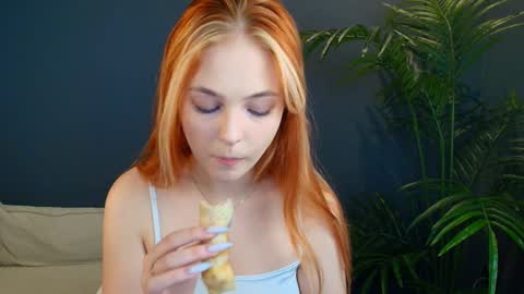 Polly  online show from 01/15/25, 05:40