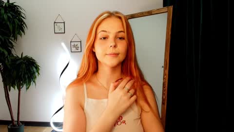 Polly  online show from 01/26/25, 08:36