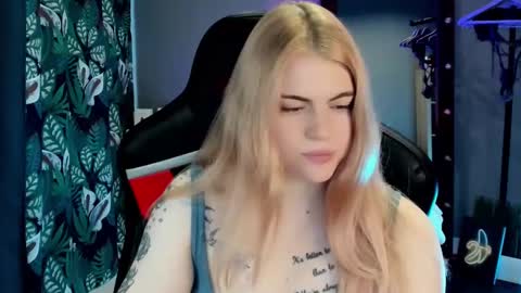 Jolly online show from 01/23/25, 02:55