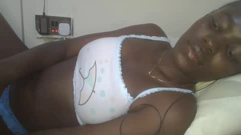 jollynabeb online show from 03/04/25, 11:08