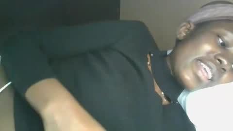 jollynabeb online show from 11/17/25, 07:41