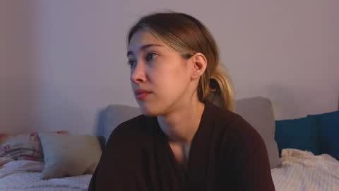 Viola online show from 10/11/25, 11:09