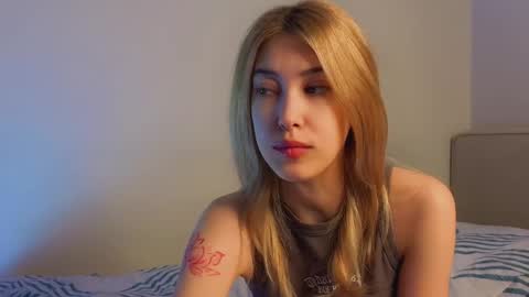 Viola online show from 11/27/25, 11:01