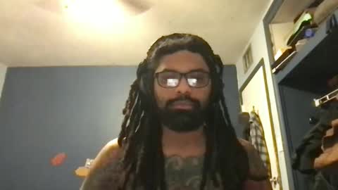 Snapshot of jon2h6k chatting on 12/22/24, 03:11 jon2h6k online show from 12/22/24, 03:11