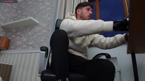 JonahShaw online show from 10/13/25, 04:12