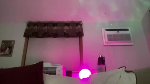 Snapshot of jonariesxxx chatting on 02/01/26, 12:42 Jon Aries online show from 02/01/26, 12:42