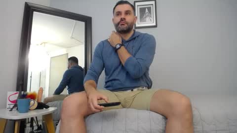  JONAS BEARD  online show from 09/17/25, 03:24