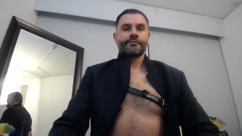  JONAS BEARD  online show from 11/08/25, 08:29