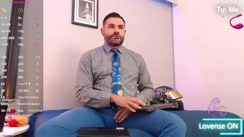 Snapshot of jonas_beard1 chatting on 06/23/26, 04:05 JONAS BEARD online show from 06/23/26, 04:05