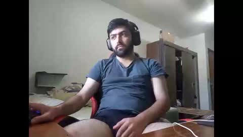 Snapshot of jonasf2525 chatting on 12/04/25, 05:21 jonasf2525 online show from 12/04/25, 05:21