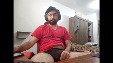 Snapshot of jonasf2525 chatting on 12/14/25, 08:02 jonasf2525 online show from 12/14/25, 08:02