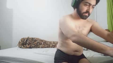 Snapshot of jonasf2525 chatting on 02/20/26, 03:36 jonasf2525 online show from 02/20/26, 03:36