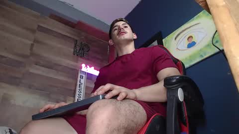 jonathancast08 online show from 10/19/25, 12:44