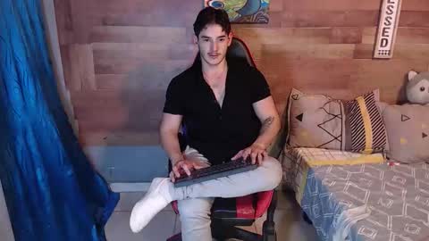 jonathancast08 online show from 01/08/26, 07:16