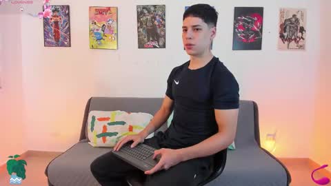 Instagram jonathanfit14 online show from 11/17/25, 09:31