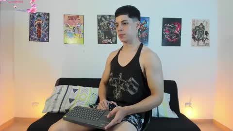 Instagram jonathanfit14 online show from 12/18/25, 11:33