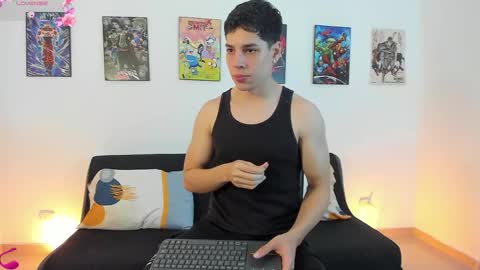 Instagram jonathanfit14 online show from 02/03/26, 09:42