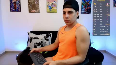 Instagram jonathanfit14 online show from 05/26/26, 10:17