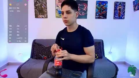 Instagram jonathanfit14 online show from 07/05/26, 01:18