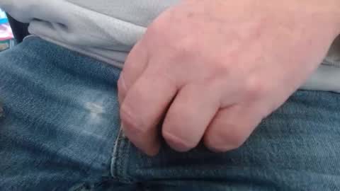 Snapshot of joncpics chatting on 01/12/26, 06:13 joncpics online show from 01/12/26, 06:13