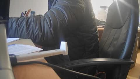 Adi online show from 12/19/25, 03:41