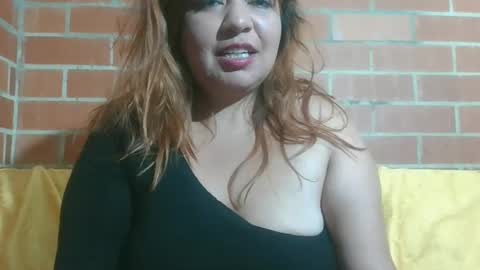Snapshot of jones_scarlet chatting on 02/18/25, 06:37 Scarlet online show from 02/18/25, 06:37