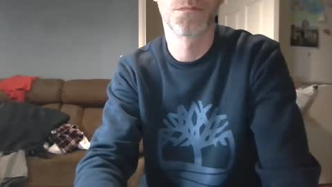 Snapshot of jonlow1 chatting on 03/09/25, 10:30 jonlow1 online show from 03/09/25, 10:30