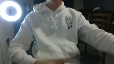 Snapshot of jonlow1 chatting on 09/17/25, 10:44 jonlow1 online show from 09/17/25, 10:44