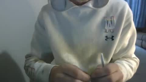 Snapshot of jonlow1 chatting on 11/28/25, 11:35 jonlow1 online show from 11/28/25, 11:35