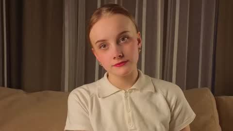 Snapshot of jonnienita chatting on 02/28/26, 11:22 Alice online show from 02/28/26, 11:22