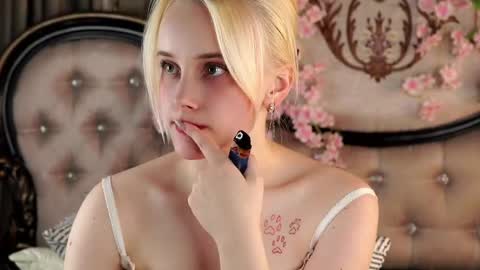 Alice online show from 04/19/26, 06:10