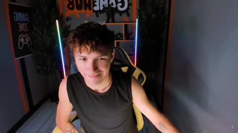 Snapshot of jonny_dark chatting on 09/15/25, 10:59 Jonny online show from 09/15/25, 10:59