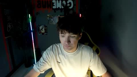 Snapshot of jonny_dark chatting on 09/26/25, 11:03 Jonny online show from 09/26/25, 11:03